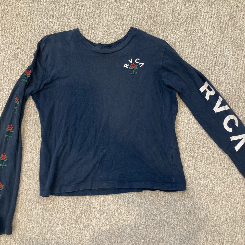RVCA womens/girls long sleeve top.